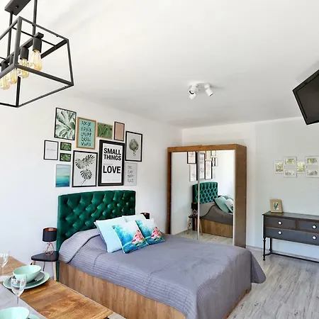 Luksusowy Apartament Przy Centrum Apartmán *